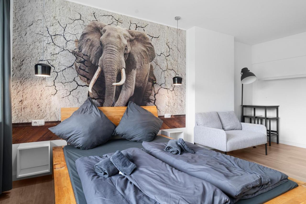 Apartment 1, Direkt Am Bahnhof Aken Buitenkant foto